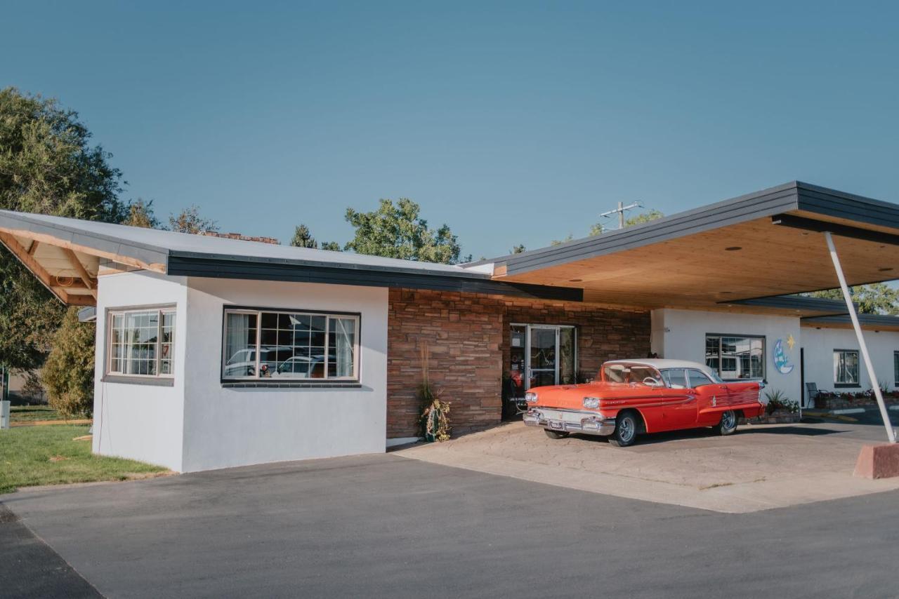 Sapphire Motel Midtown Бозман Экстерьер фото