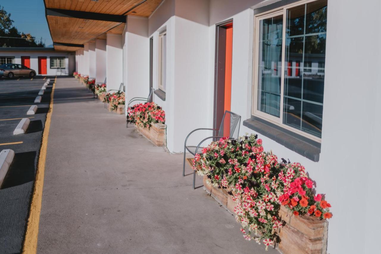 Sapphire Motel Midtown Бозман Экстерьер фото