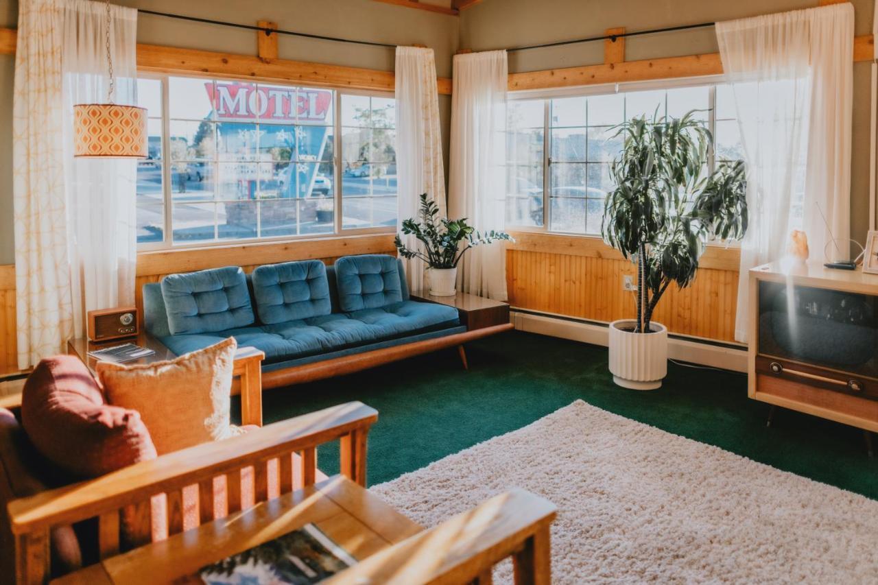 Sapphire Motel Midtown Бозман Экстерьер фото